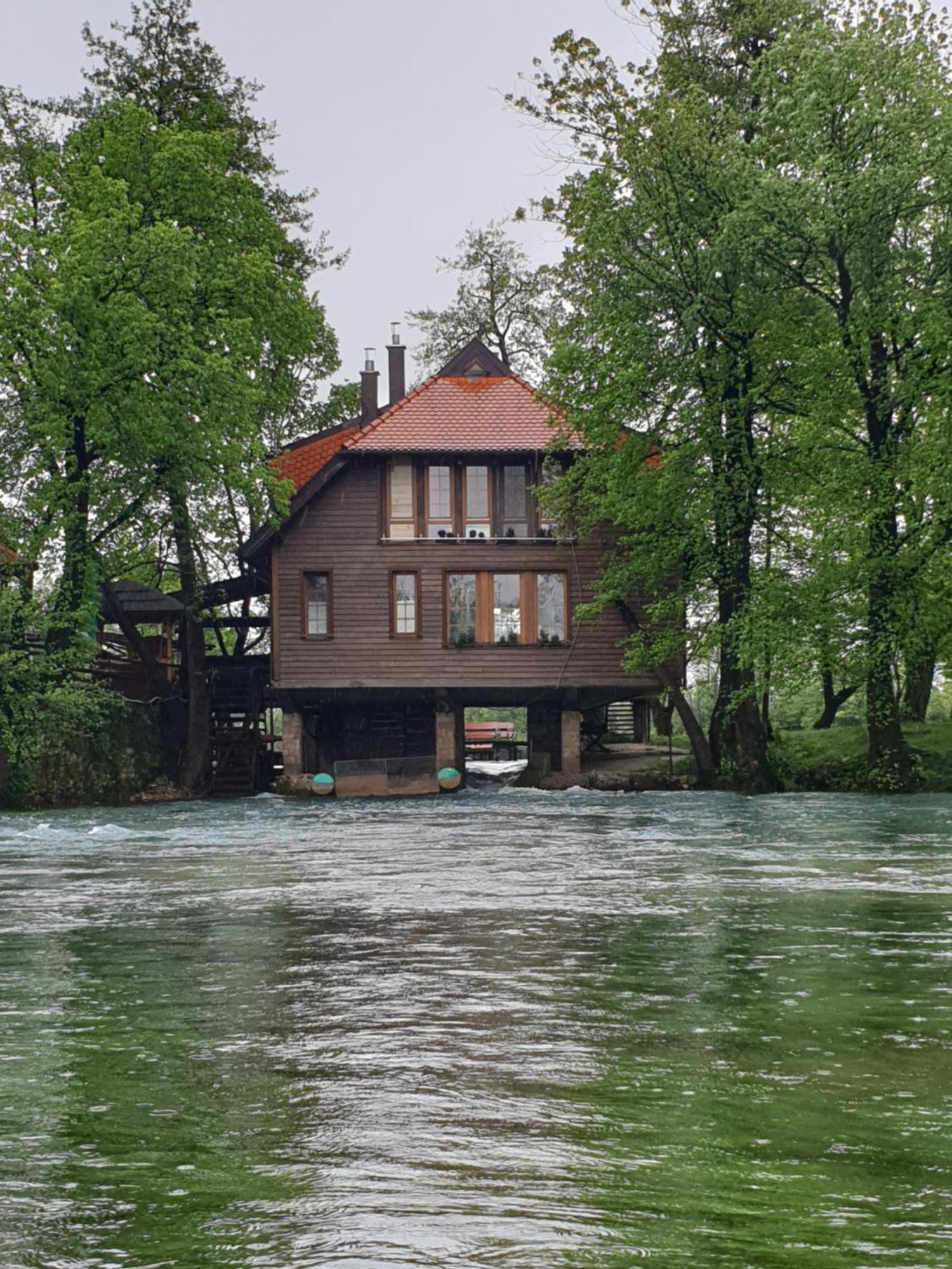 Apartments Mlin Bihac Bagian luar foto